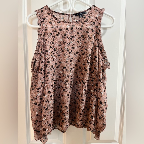 American Eagle Outfitters Pink Floral Cold Shoulder Top |Size M - Picture 1 of 4